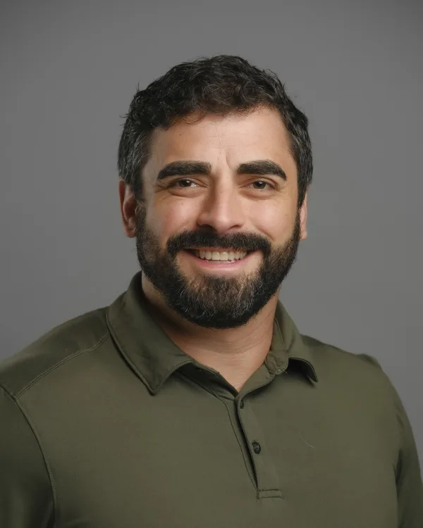 Dylan P Thomas, DMD FAGD