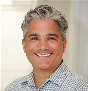 Zachary Papadakis DDS