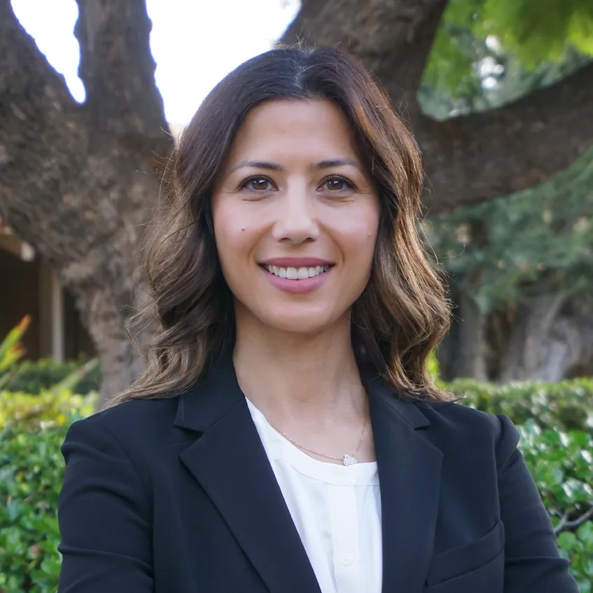 Dr. Zahra Hanieh Ezzy, DDS